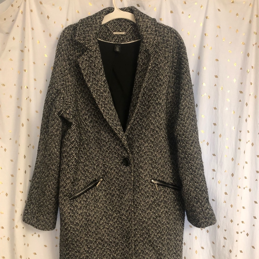 GUC White House black market WHBM herringbone coat knee length winter long!!